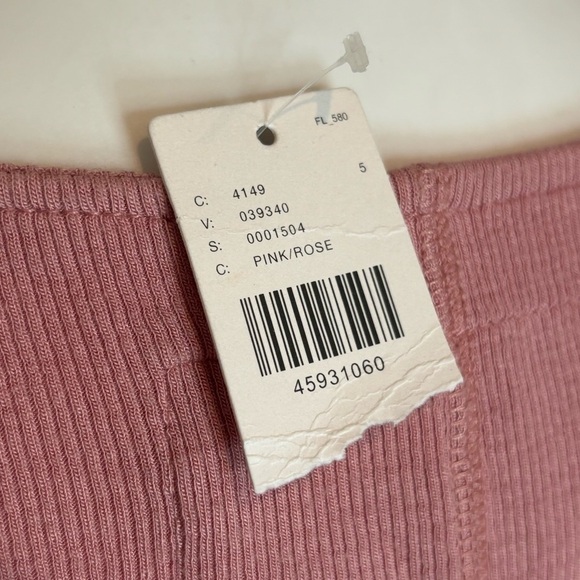 NWT Anthro Saturday Sunday Clarissa Pink Rose Ribbed Wrap Short Sleeve Top M - Picture 6 of 7